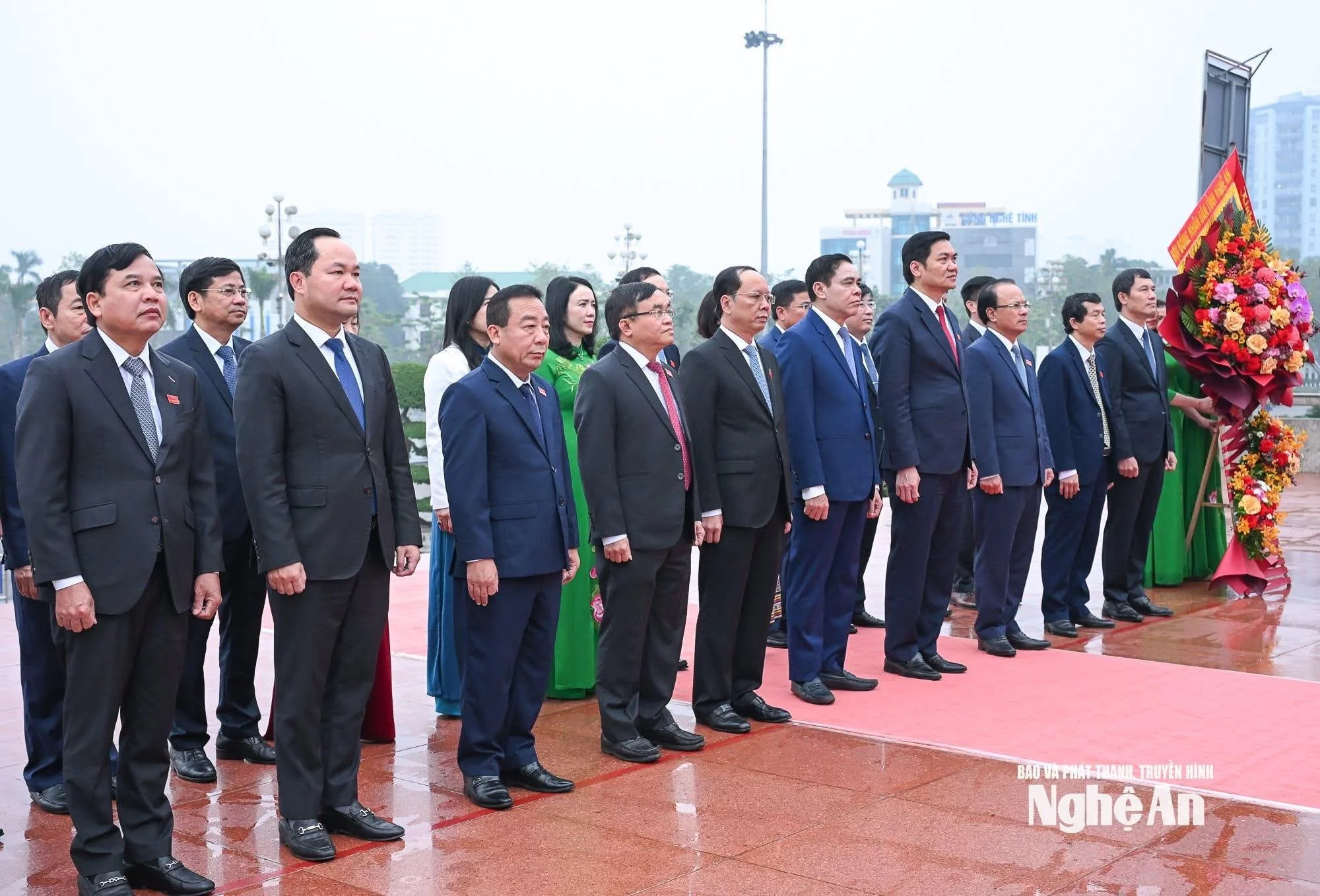 4Zr3qL0HUYC8TcCNvNzy3vpoNXQUbrWkrkHIxqOT