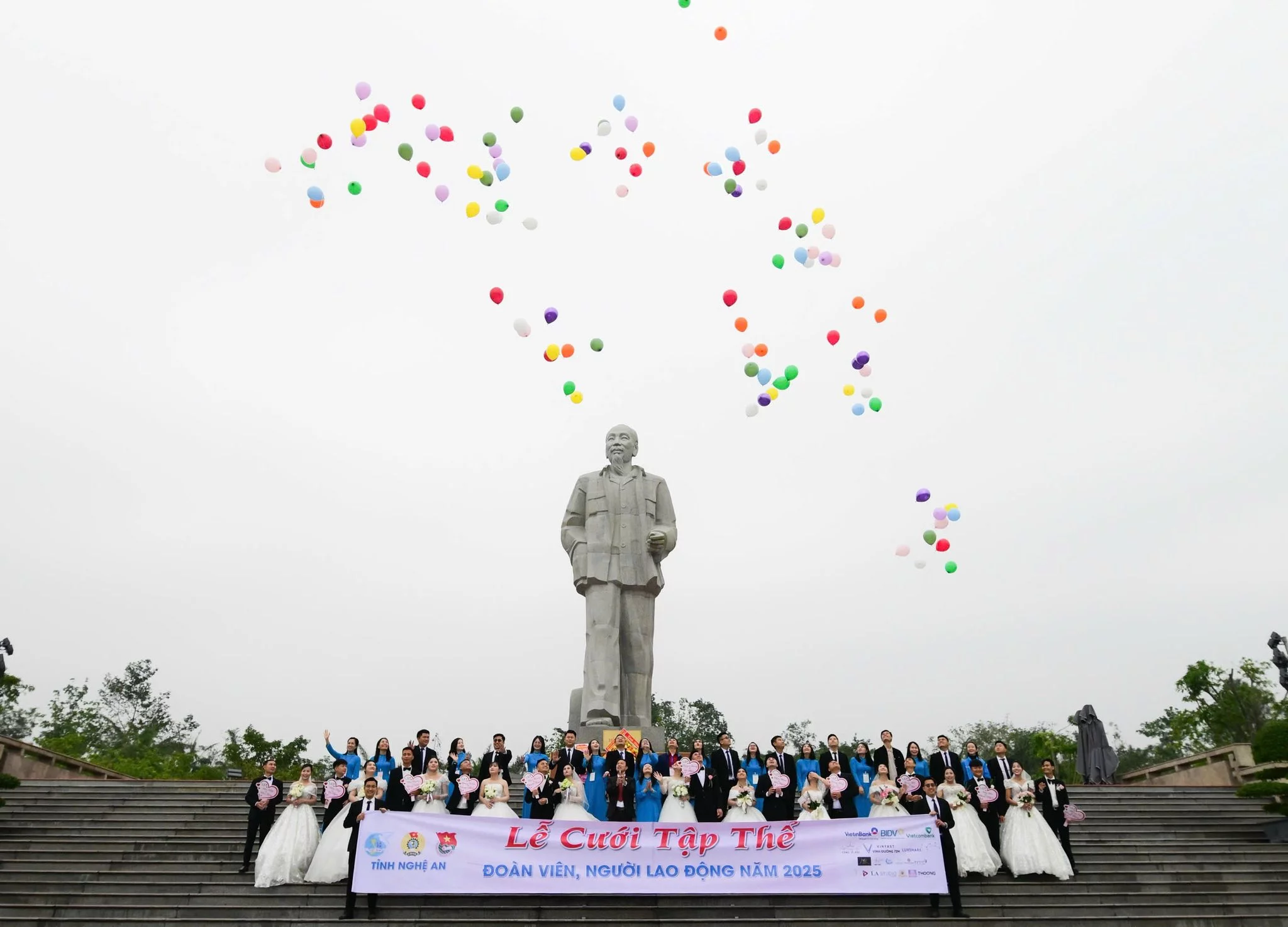 9EaCPBg1Ub2zgy23Wxmlvbg557ThZftytMRkoUPH