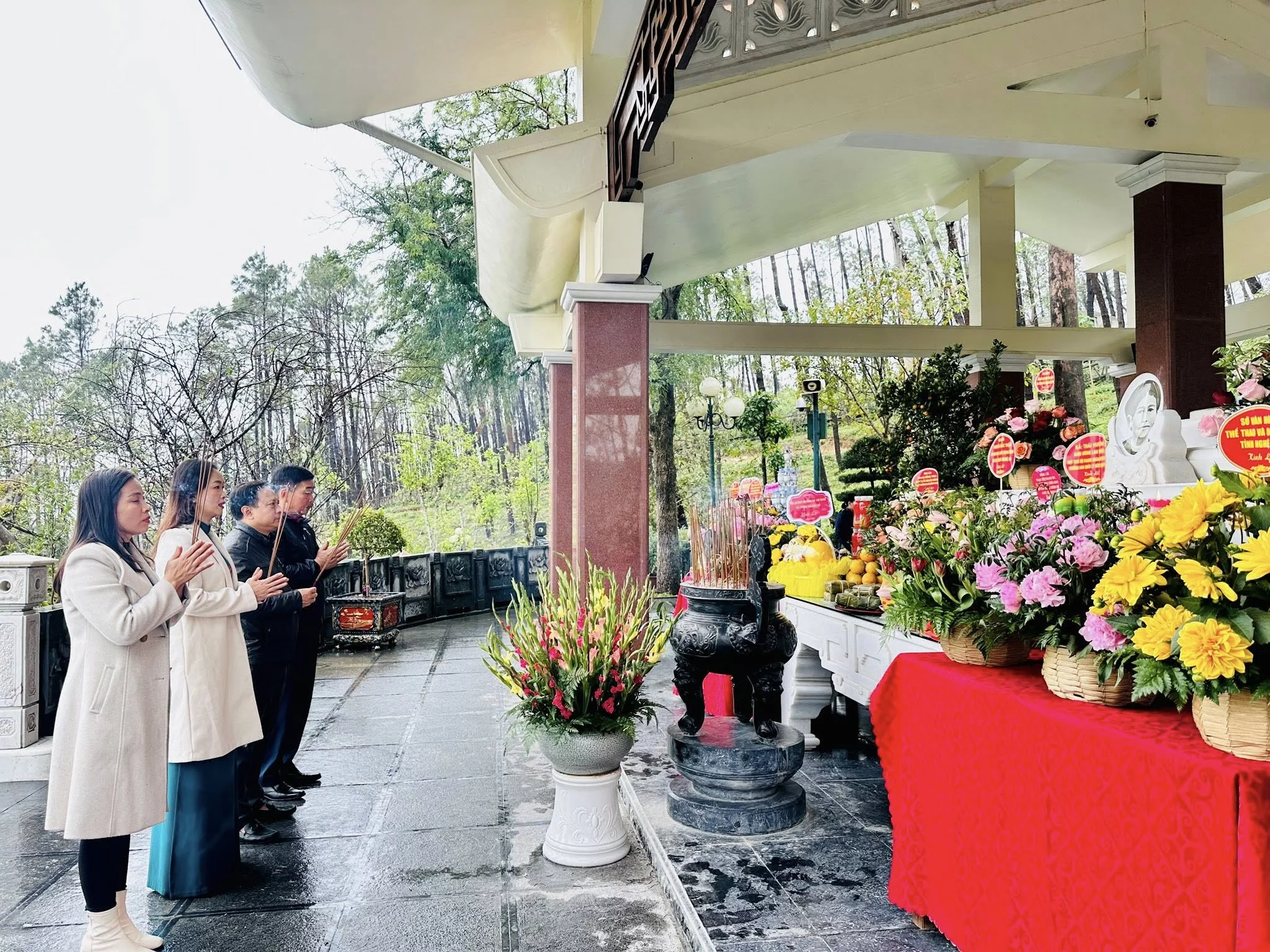 Zg3EiA2CKBKTjP3myfRa8kJyEjpqkD5TrEk0zUk4