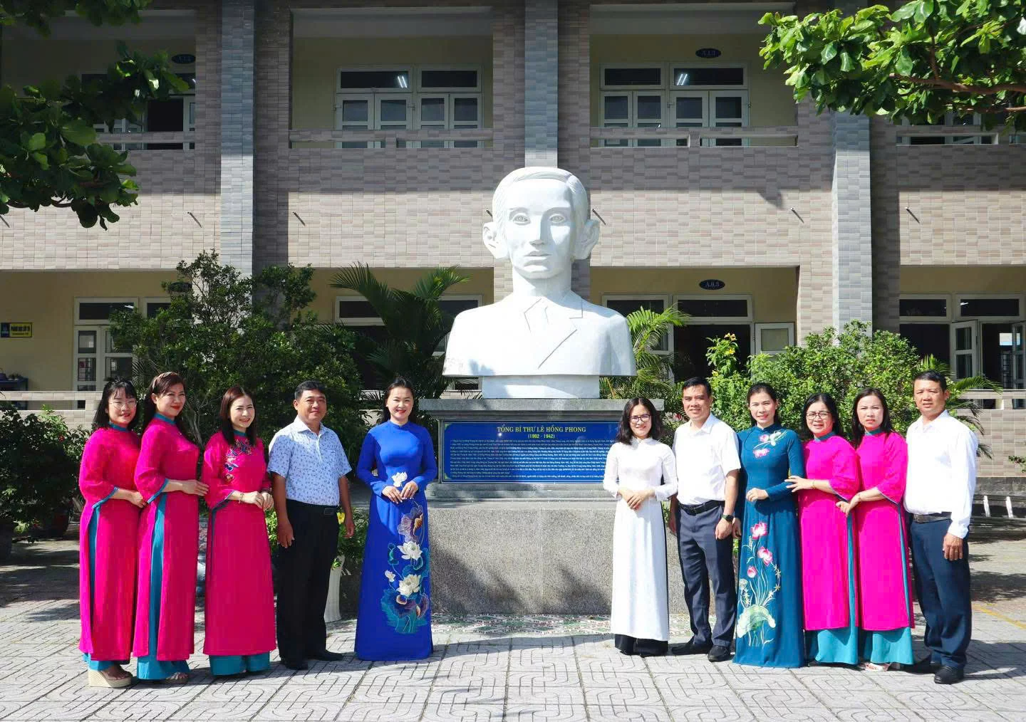 bvO9iRTzG9iUAW6eNKLYRmdnB91fSJ02OWY05ErU